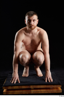 Victor  1 kneeling nude whole body 0001.jpg